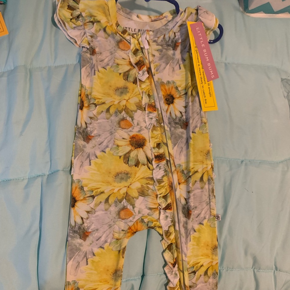 Oopsie daisy 18-24 month romper